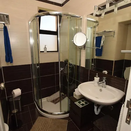 Irene's Place Marina Daire