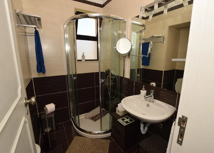 Irene's Place Marina Апартаменты