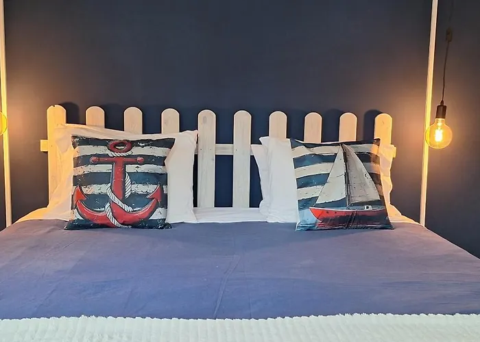 Irene's Place Marina Апартаменты